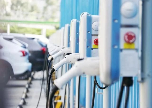 The charging pile cooling fan has been laid out for many years, and the San Ju motors have helped the construction of charging piles for new energy vehicles.